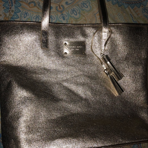 michael kors gold beach bag